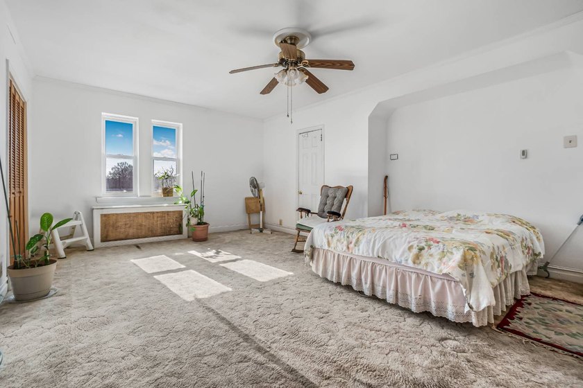 Spacious &amp; Deceptively Large Semi- Detached Brick Beauty- A Must - photo 11