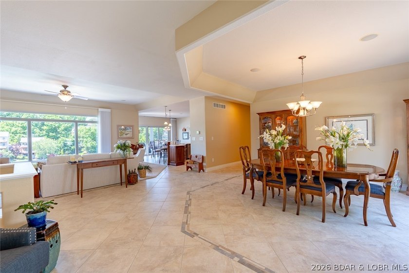 One-owner custom-built home w/ exceptional upgrades &amp; - photo 7