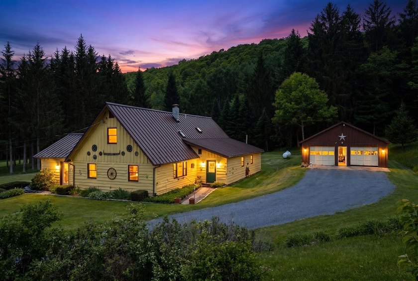 Perched high with breathtaking long-range views, this immaculate - photo 10
