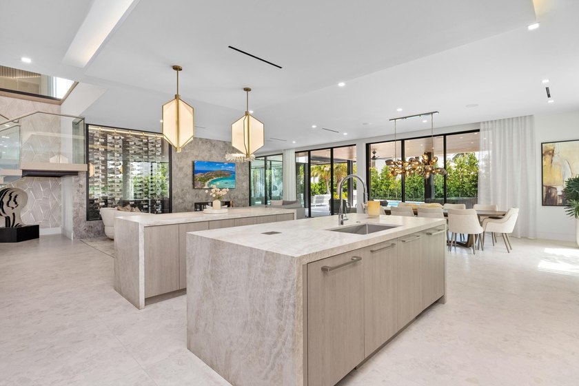 Located at 217 Thatch Palm Drive within the prestigious Royal - photo 12