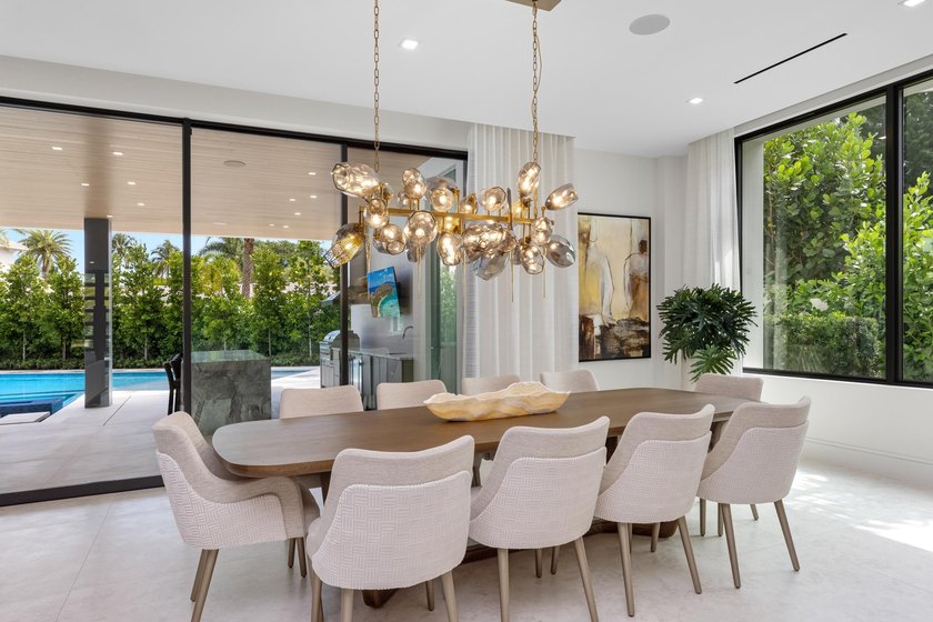 Located at 217 Thatch Palm Drive within the prestigious Royal - photo 15