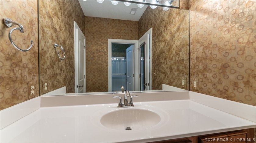 Enjoy panoramic lake views and outstanding value in this - photo 18