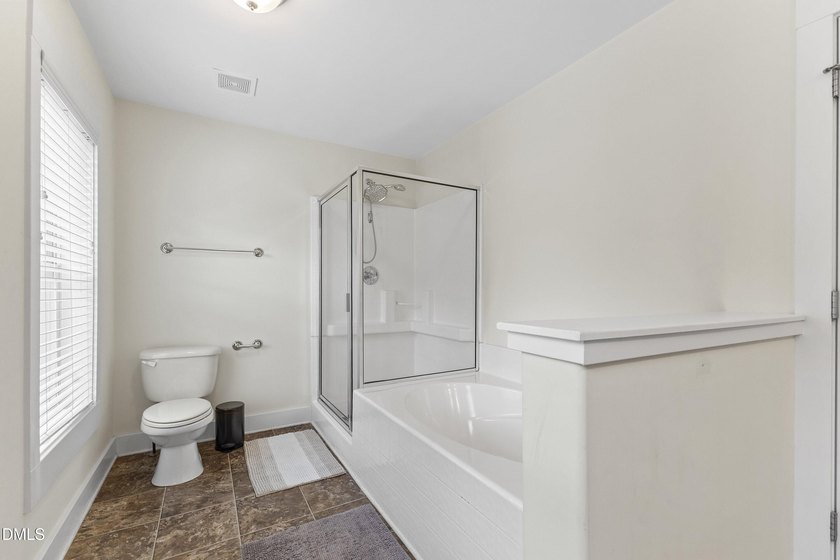 Welcome home to this beautiful, move-in-ready end-unit townhouse - photo 25