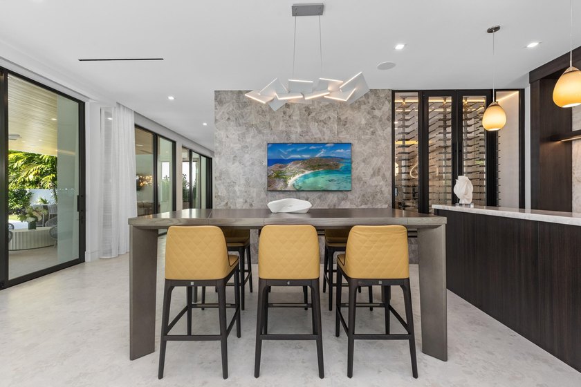 Located at 217 Thatch Palm Drive within the prestigious Royal - photo 26