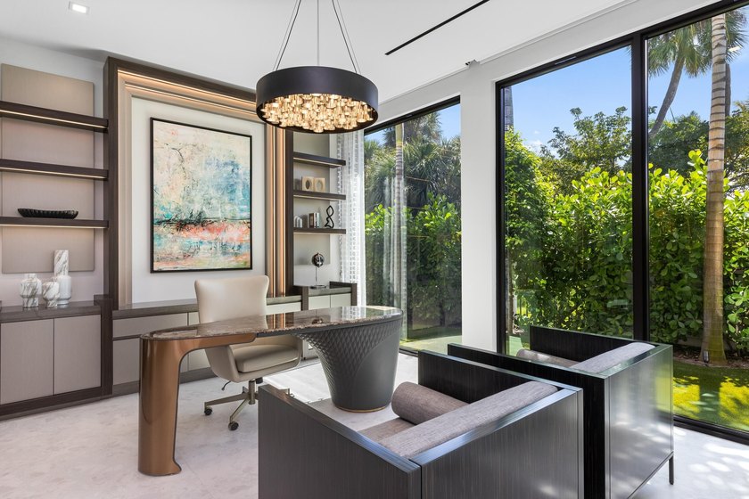 Located at 217 Thatch Palm Drive within the prestigious Royal - photo 30