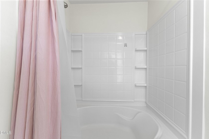Welcome home to this beautiful, move-in-ready end-unit townhouse - photo 33