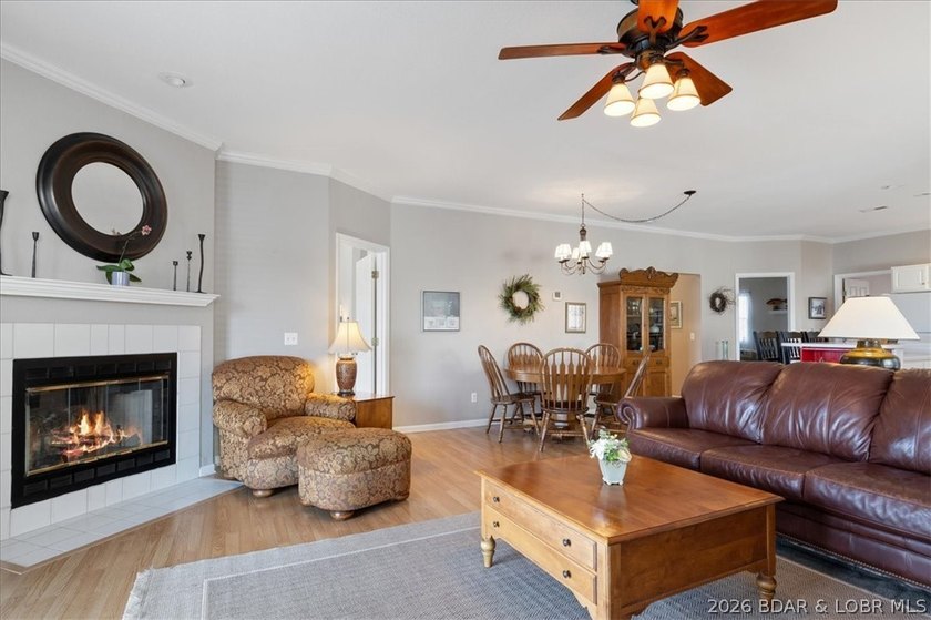 MOTIVATED SELLER! Welcome to easy lake living! This beautifully - photo 4