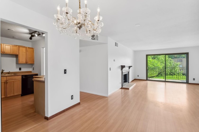 This Edina location is within minutes of a vast array of - photo 11