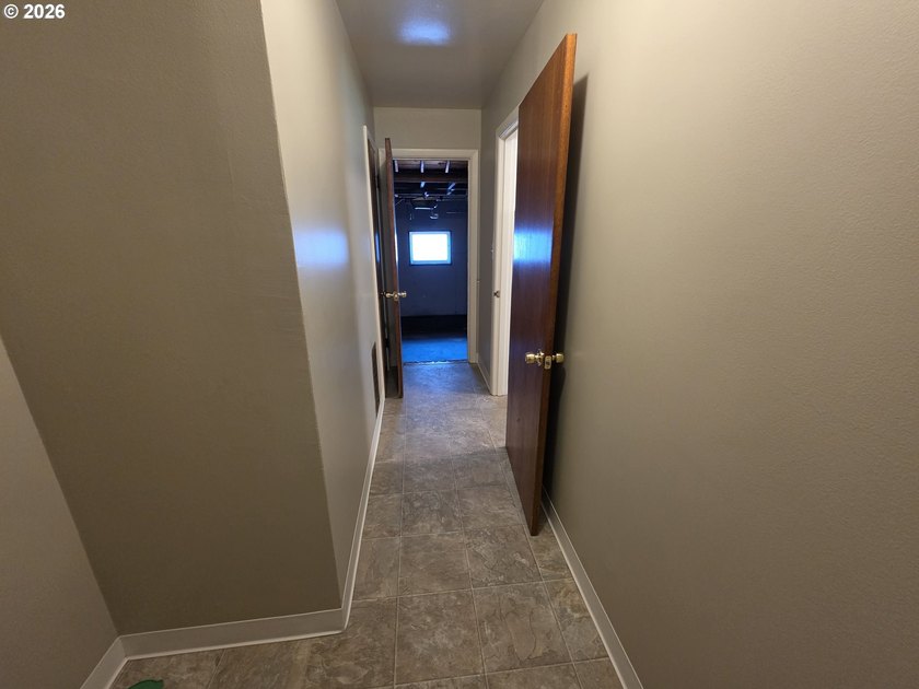 Charming 2-bedroom, 1-bath bungalow offering 894 square feet of - photo 21