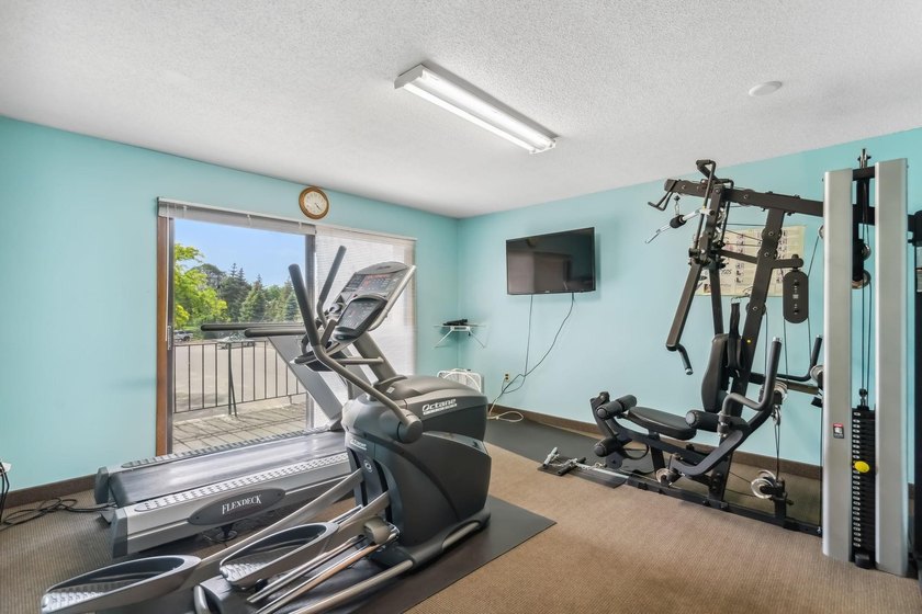 This Edina location is within minutes of a vast array of - photo 25