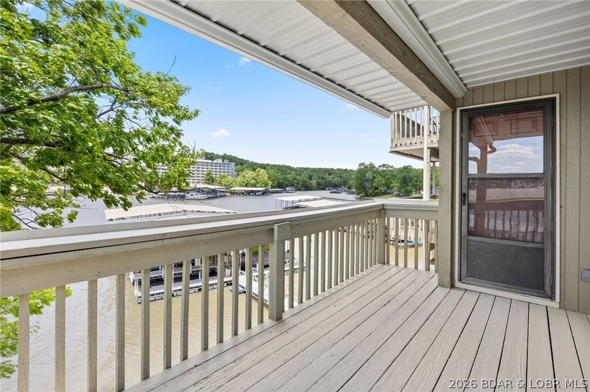 Enjoy the lake lifestyle at Pelican Bay Condominiums. This - photo 9