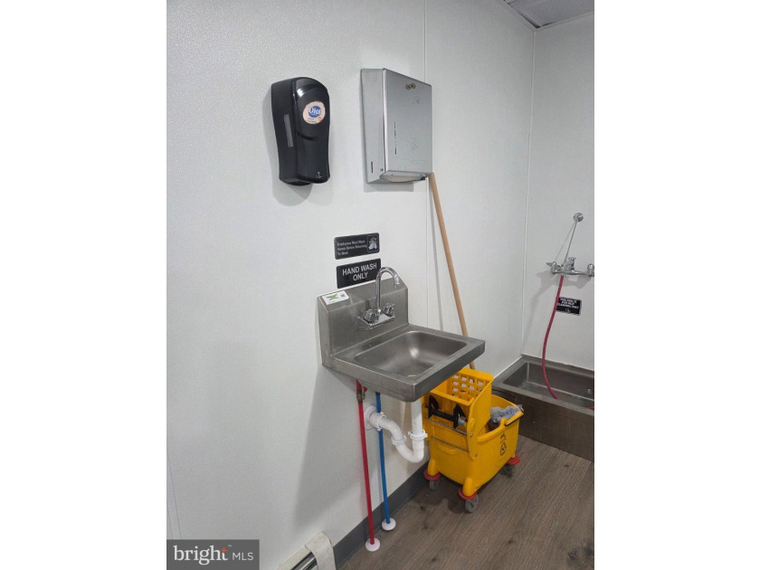 PRICE IMPROVEMENT! Don't miss this opportunity to own a - photo 26