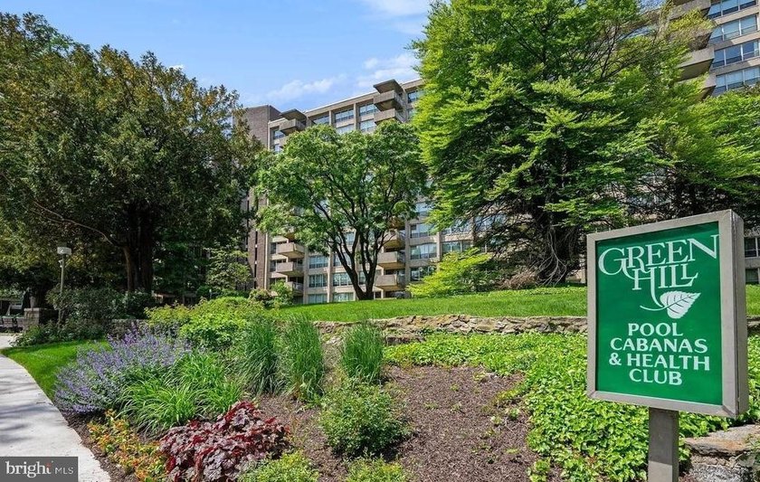 Top-Floor Living with Sweeping Views at Green Hill! Welcome to - photo 9