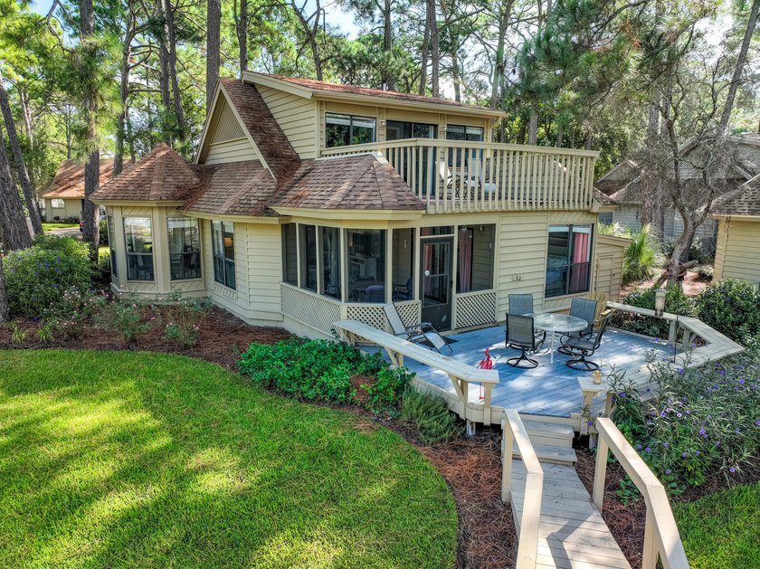 If you're searching for a charming Florida cottage tucked within - photo 3