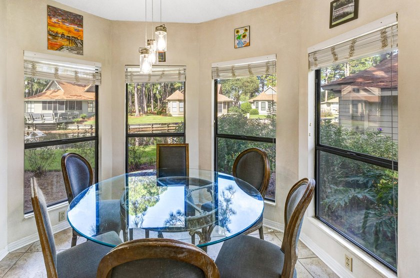 If you're searching for a charming Florida cottage tucked within - photo 10
