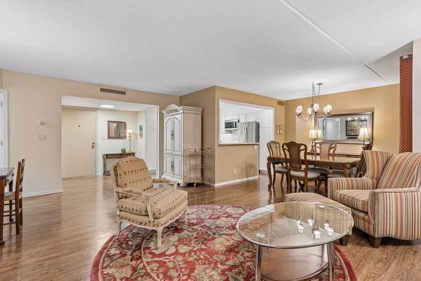 Experience maintenance-free living in one of Edina's most - photo 7