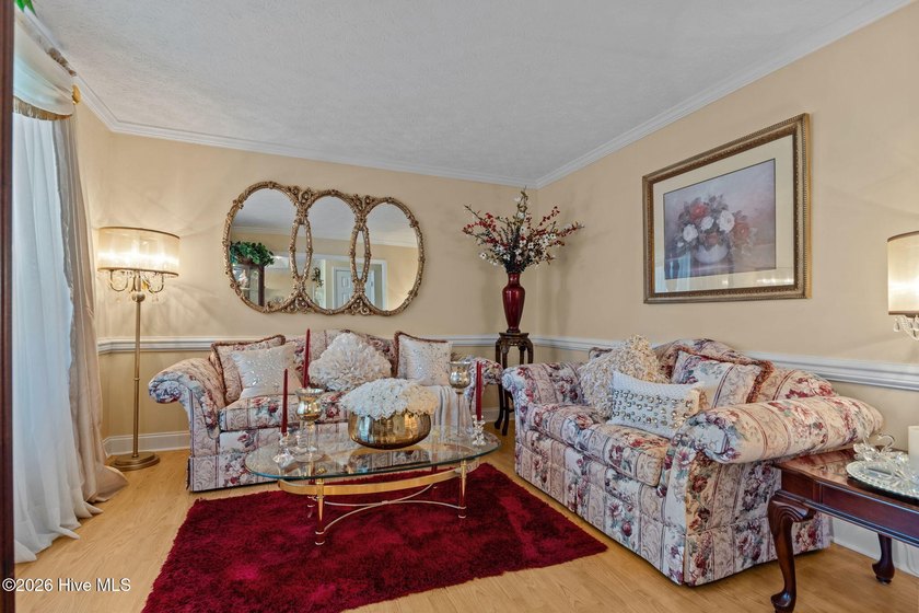Nestled in the serene and sought-after Berne Glade community - photo 9