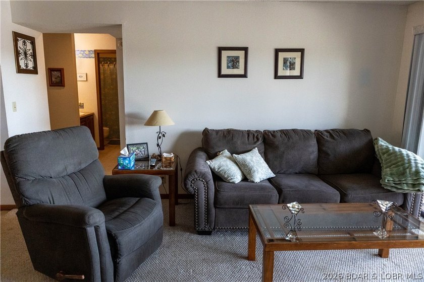 Wake up to stunning views in this charming 2-bedroom, 2-bathroom - photo 10
