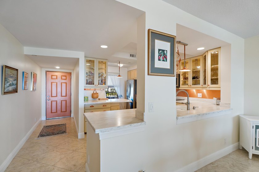True paradise living in Florida! Rarely available, this spacious - photo 13