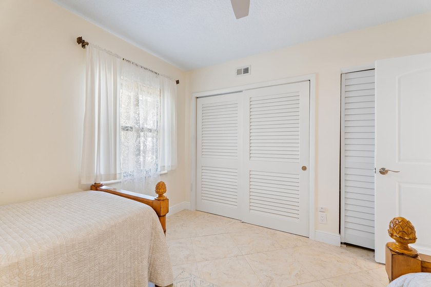 True paradise living in Florida! Rarely available, this spacious - photo 21