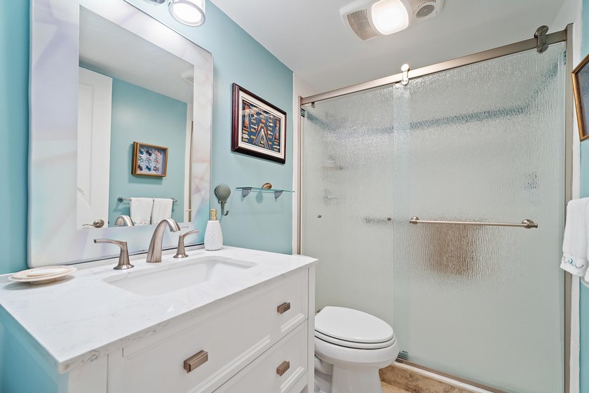 True paradise living in Florida! Rarely available, this spacious - photo 22