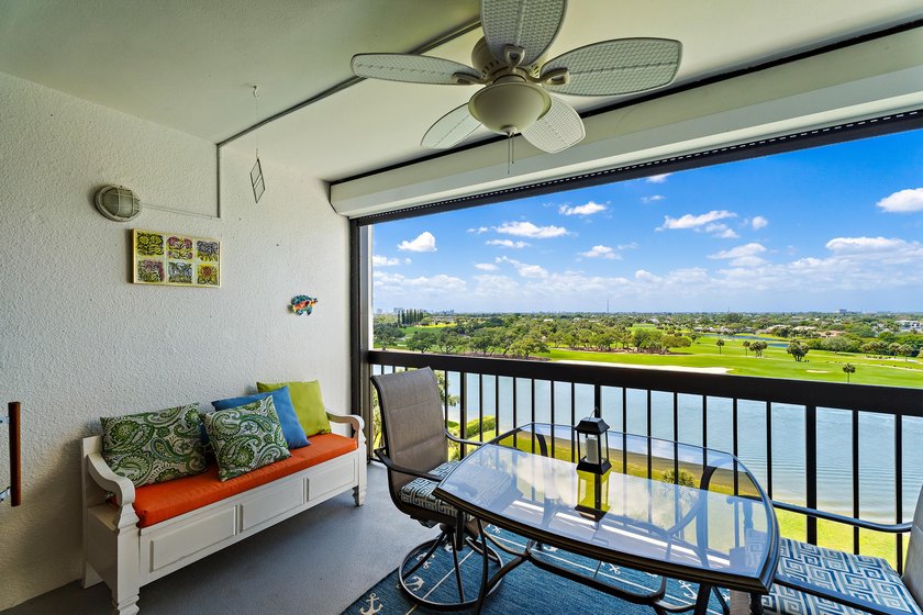 True paradise living in Florida! Rarely available, this spacious - photo 33