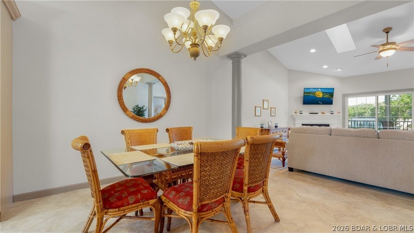 Come home to this inviting, welcoming villa at The Palms in Lake - photo 7