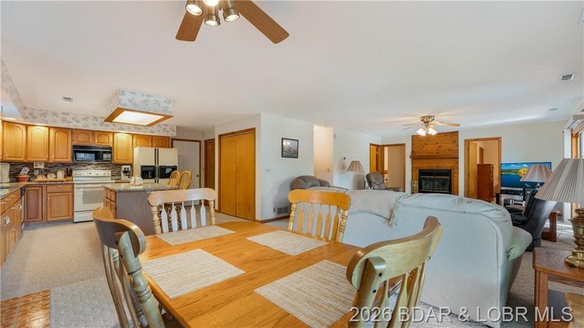 Do you need 1 level living on a nearly level lot? Price just - photo 6