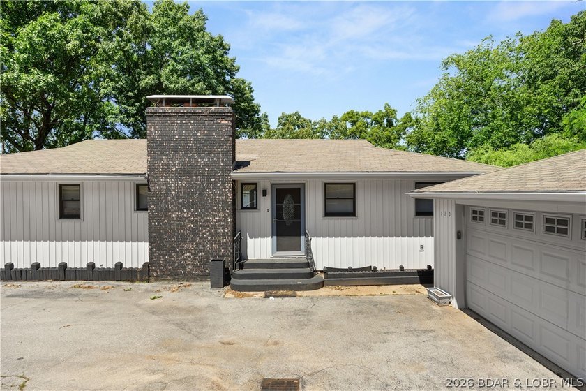 Don't miss this incredible lakefront opportunity featuring a - photo 3
