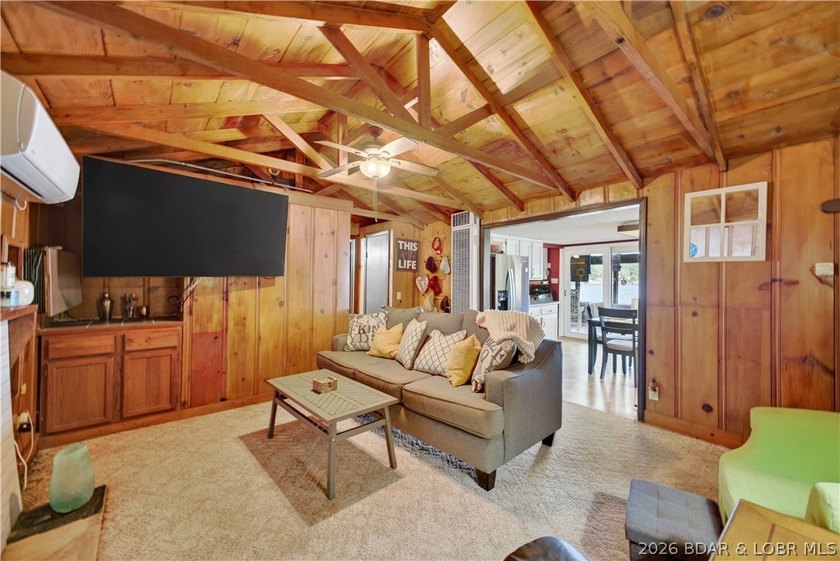 Looking to get your first lake cabin with deep water, killer - photo 11