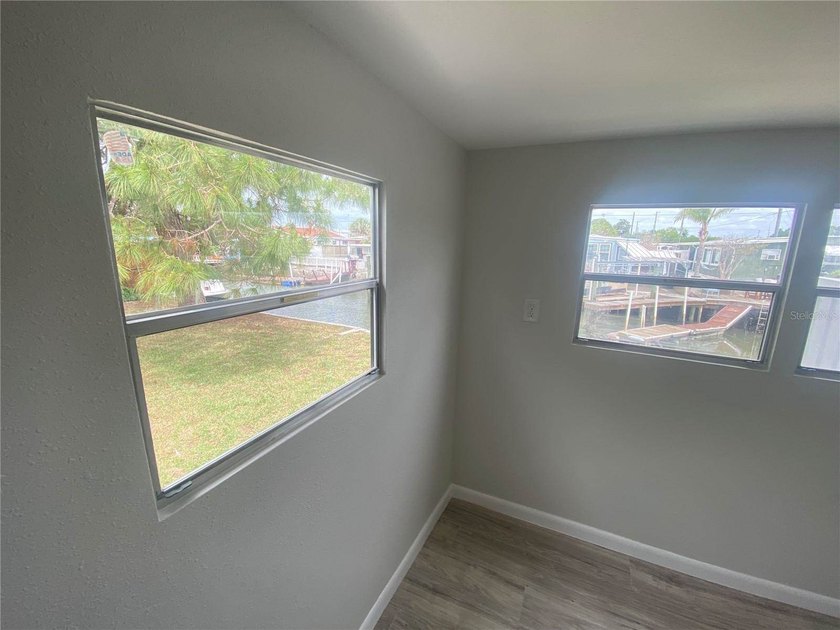 Discover your slice of Florida paradise in the heart of Hudson! - photo 15