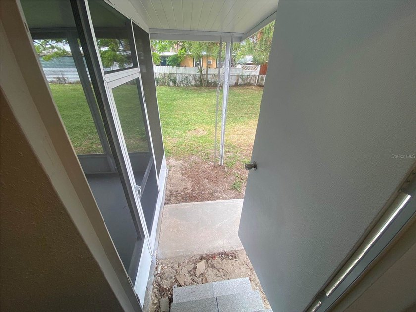 Discover your slice of Florida paradise in the heart of Hudson! - photo 23