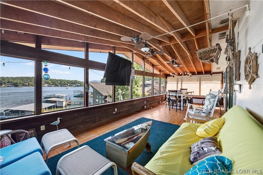 Looking to get your first lake cabin with deep water, killer - photo 30