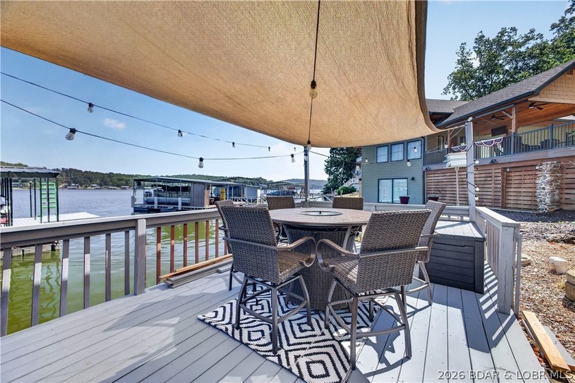 Looking to get your first lake cabin with deep water, killer - photo 39