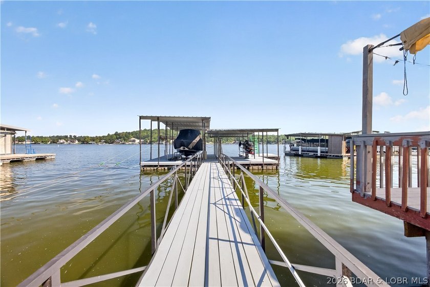 Looking to get your first lake cabin with deep water, killer - photo 40