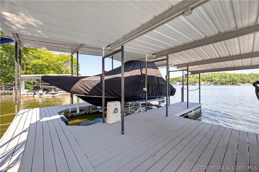 Looking to get your first lake cabin with deep water, killer - photo 44