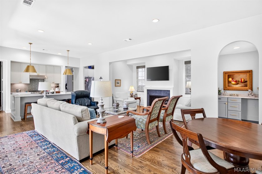 Experience luxury living in this one of a kind Ledbury in - photo 13