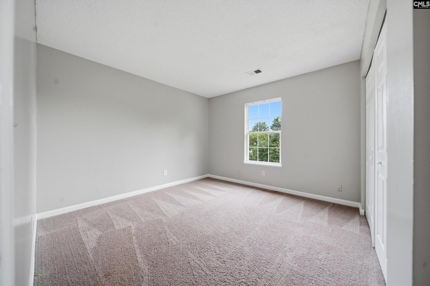 305 Cutter Ct is the kind of home that gives you space - photo 25