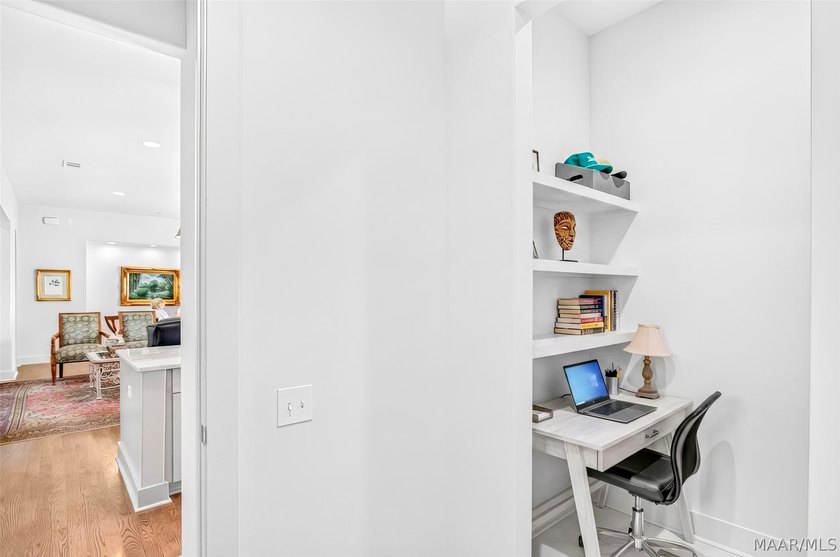 Experience luxury living in this one of a kind Ledbury in - photo 25