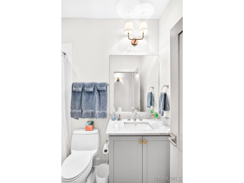 Experience luxury living in this one of a kind Ledbury in - photo 36