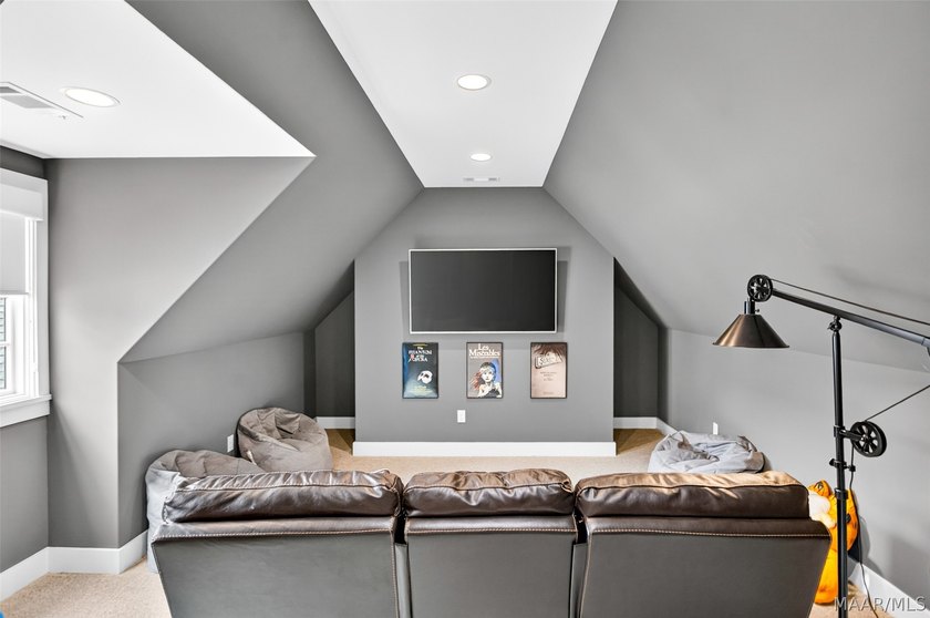 Experience luxury living in this one of a kind Ledbury in - photo 39