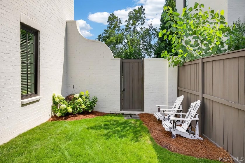 Experience luxury living in this one of a kind Ledbury in - photo 44