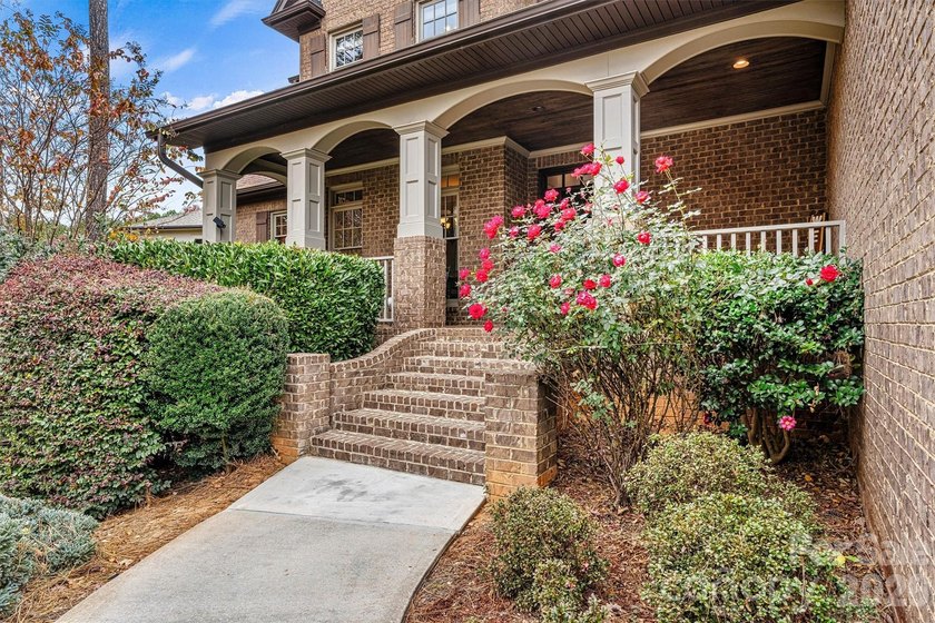Stunning Full Brick Custom Home in the Lakefront Community of - photo 5