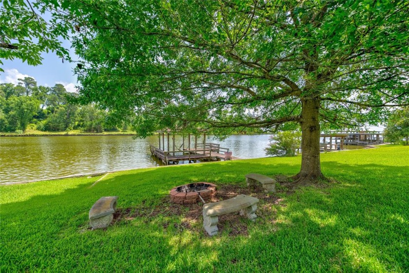 Updated Waterfront Lake Home in Quiet Cove SOLD - photo 22
