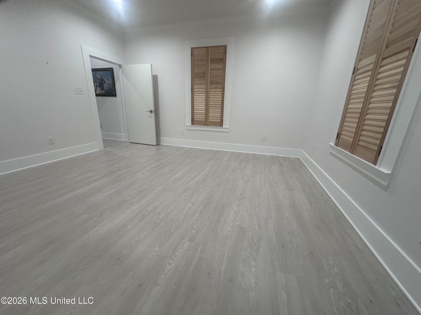 Very nice cozy home, walking distance to downtown, the - photo 17