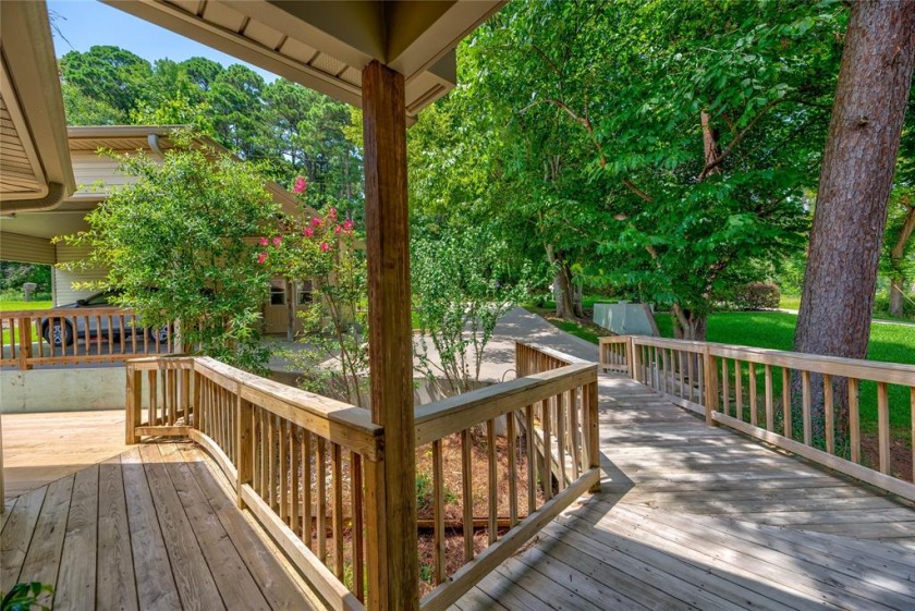 Updated Waterfront Lake Home in Quiet Cove SOLD - photo 18