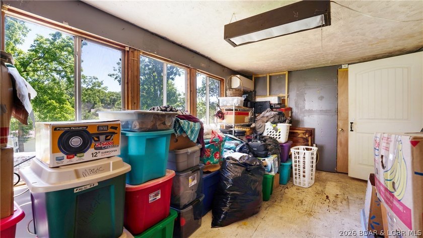 Tucked near the water in Warsaw, this 3-bedroom, 1-bath ranch - photo 7