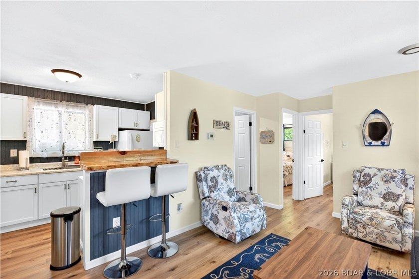 Tucked along a quiet cove at the 3 MM, 131 Walnut Drive is the - photo 9