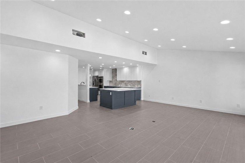 Welcome to luxury coastal living on iconic Ocean Drive, offering - photo 17