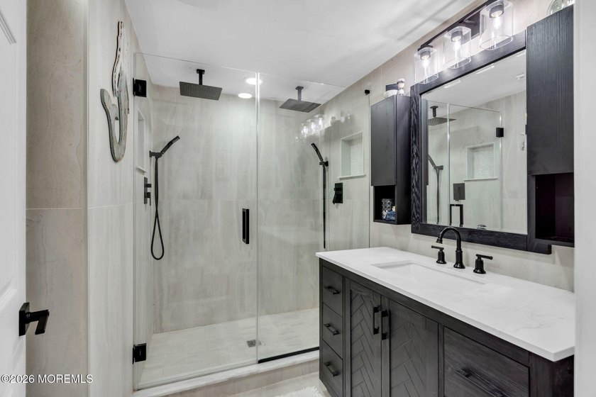 Waterfront Living Reimagined - Under $1Mpletely remodeled top to - photo 20